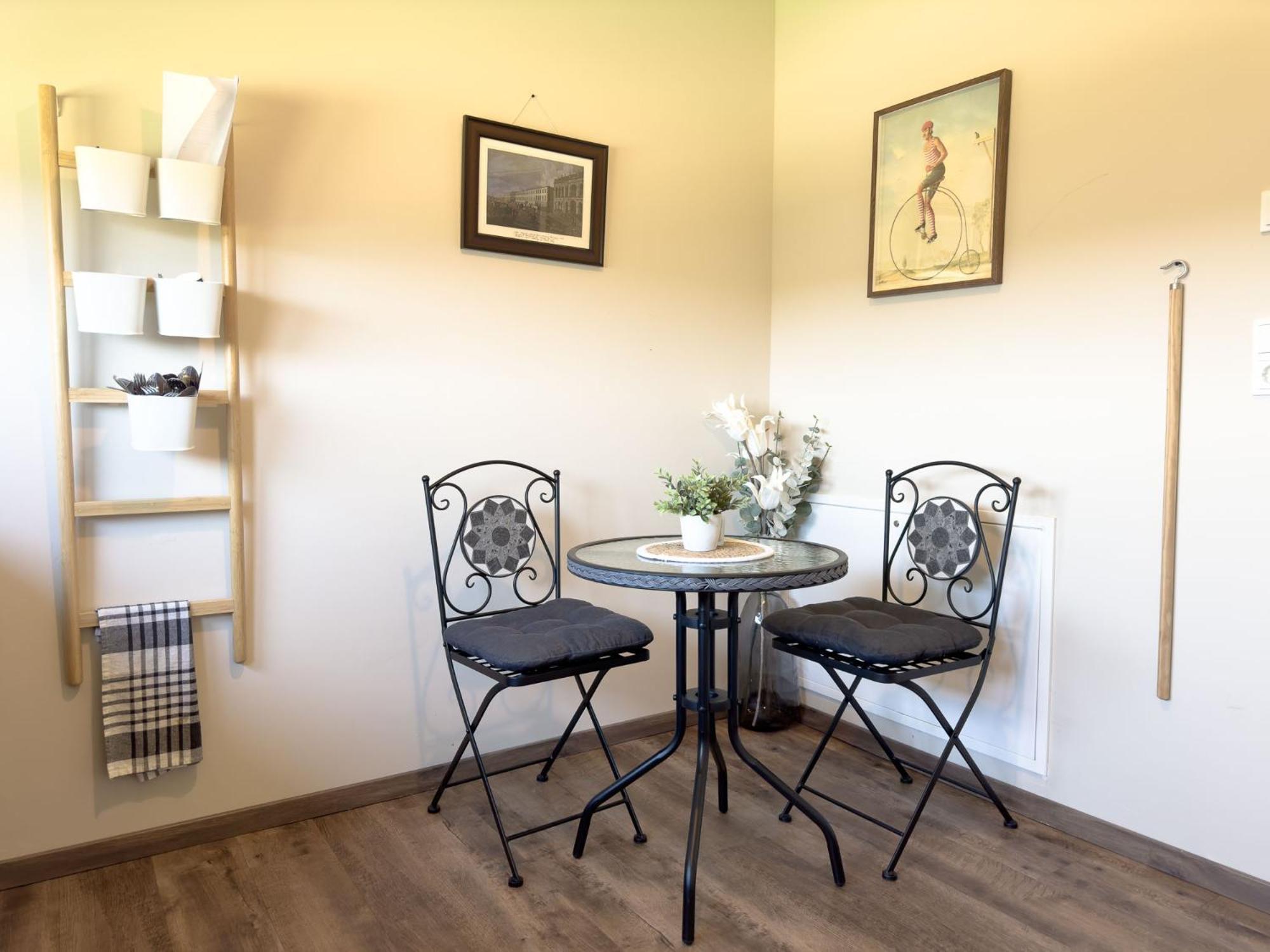 Serenity Vista Retreat Bnb Bescheid ภายนอก รูปภาพ