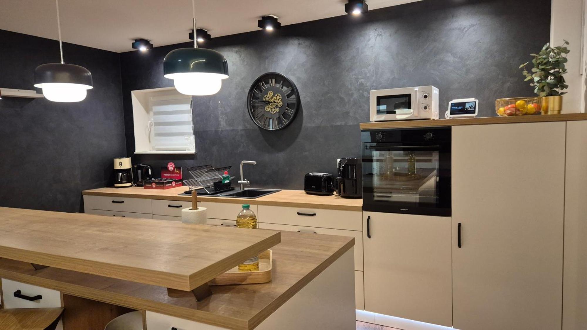 Serenity Vista Retreat Bnb Bescheid ภายนอก รูปภาพ