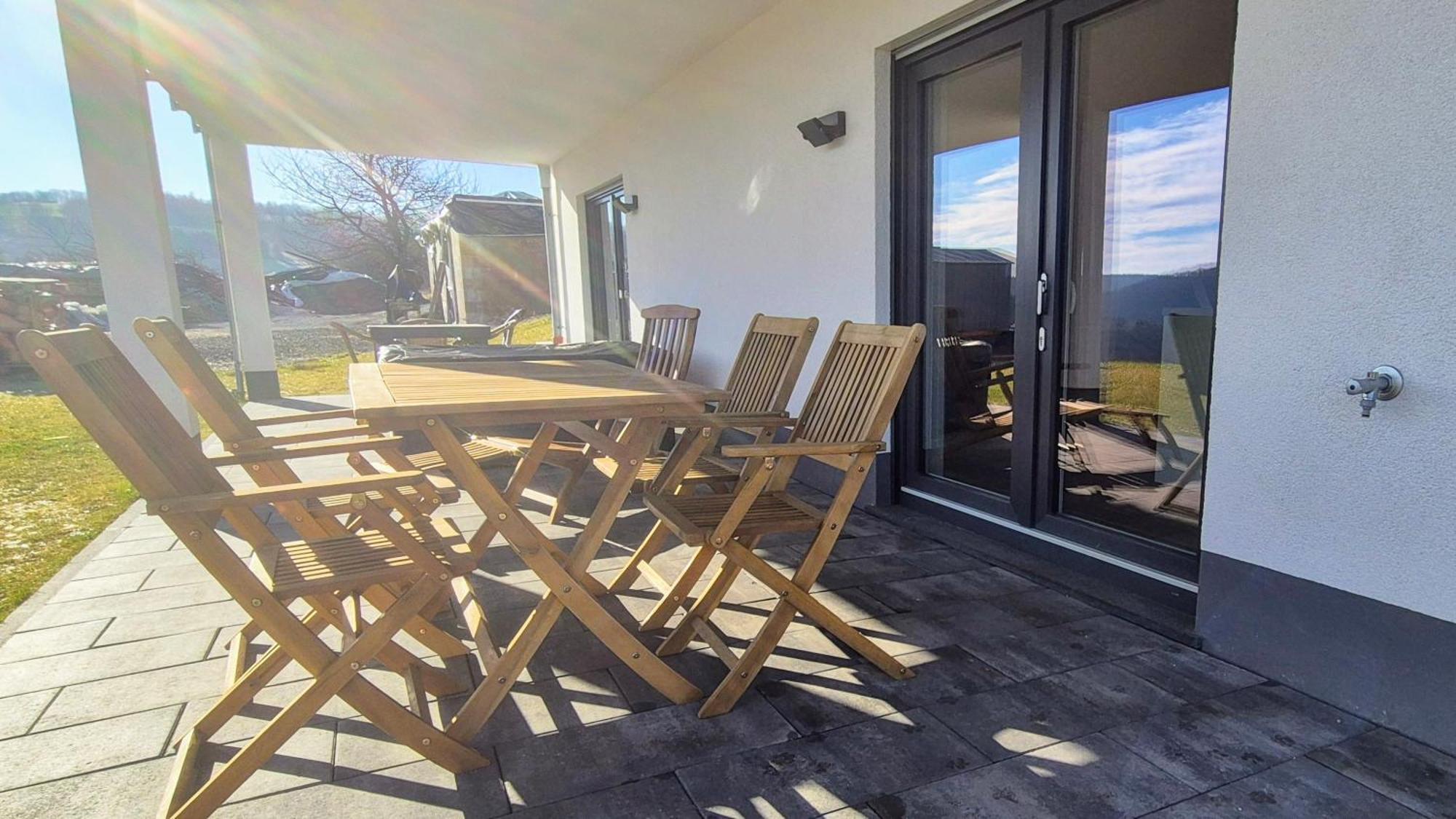 Serenity Vista Retreat Bnb Bescheid ภายนอก รูปภาพ