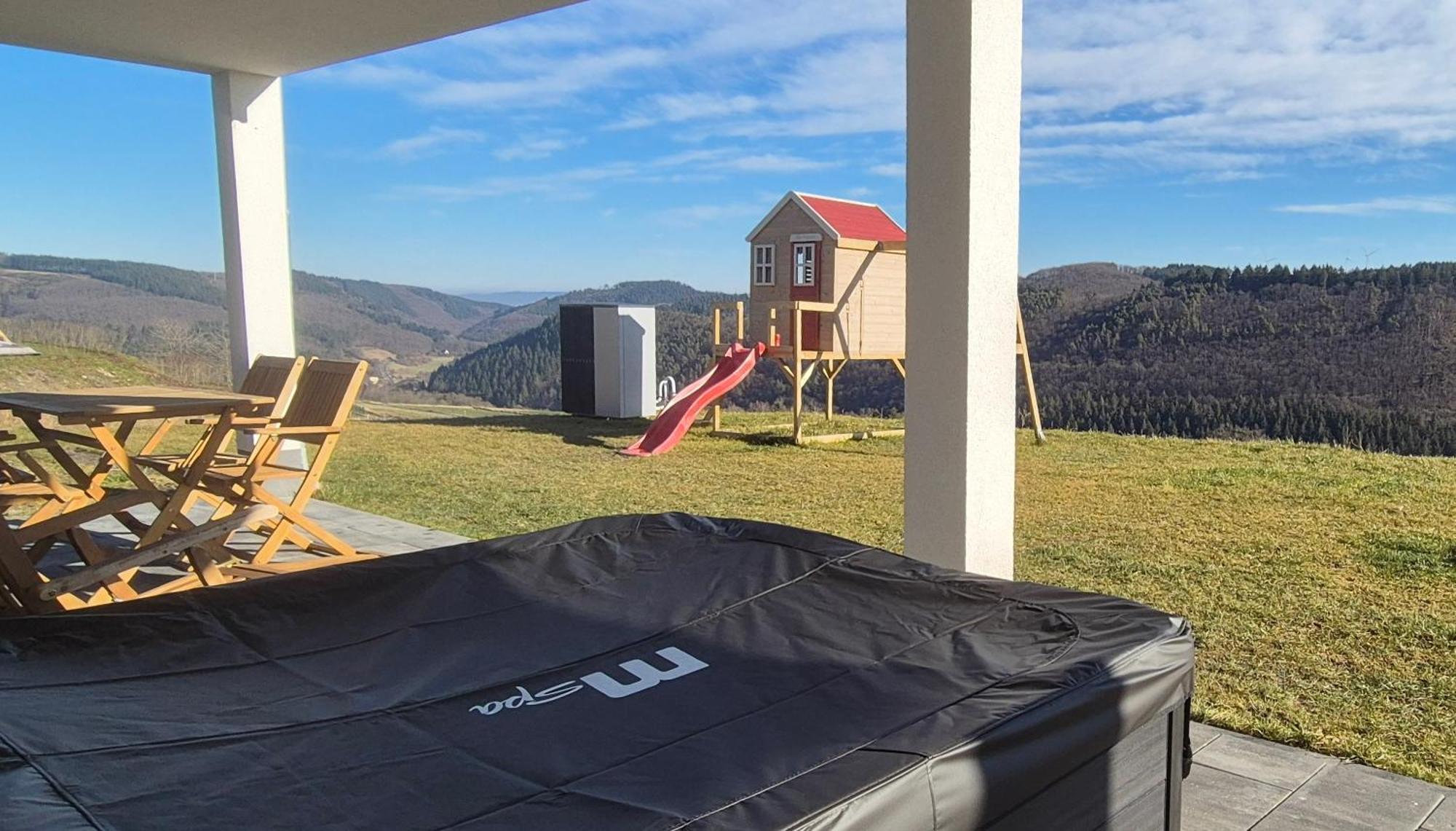 Serenity Vista Retreat Bnb Bescheid ภายนอก รูปภาพ