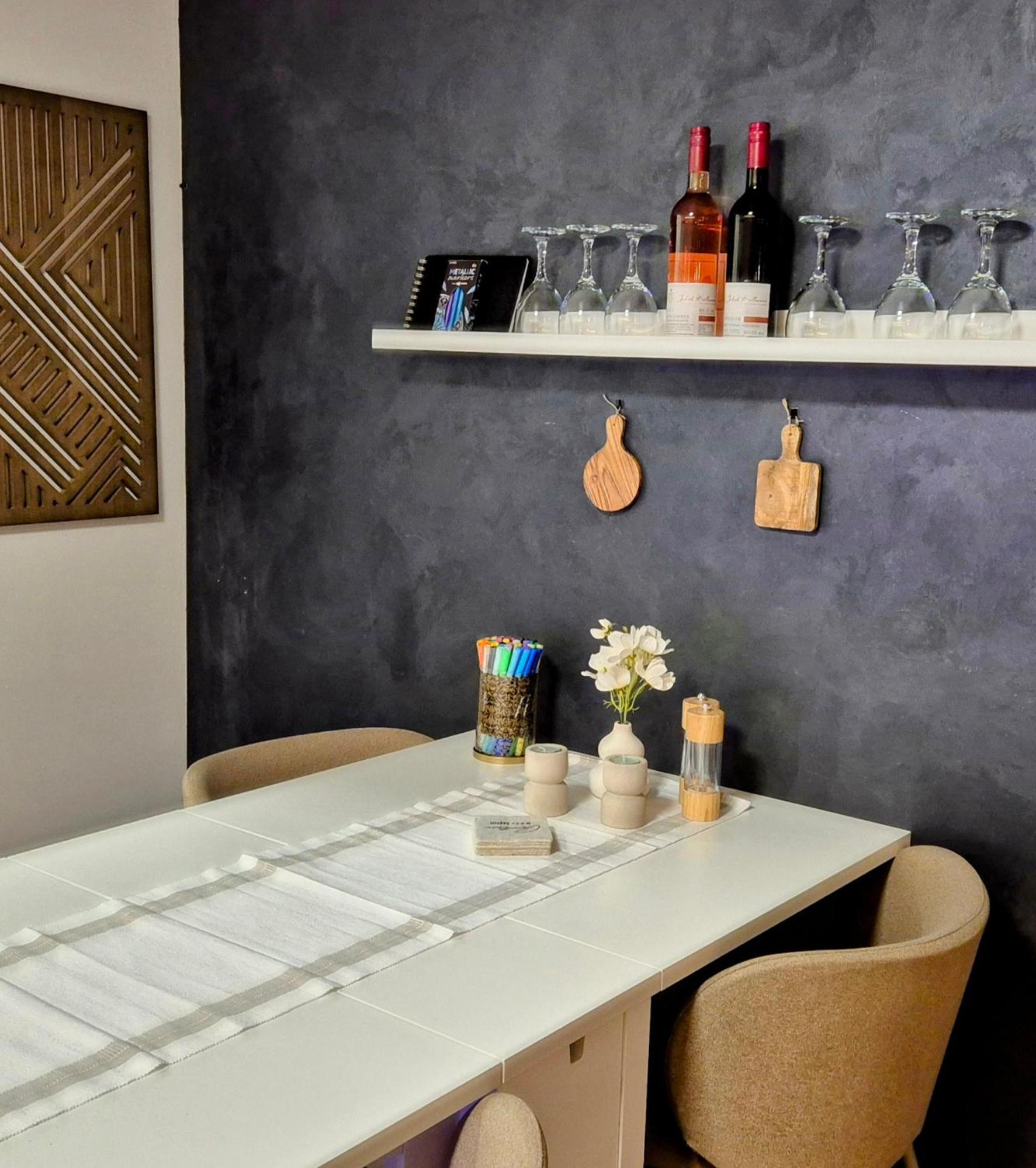 Serenity Vista Retreat Bnb Bescheid ภายนอก รูปภาพ